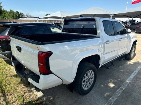 Used 2024 Toyota Tacoma SR5 RWD image 5