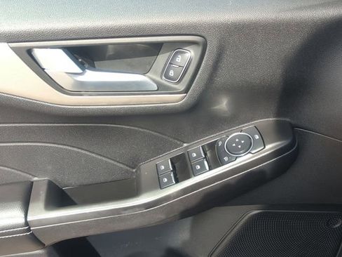 Used 2021 Ford Escape SE w/ Convenience Package AWD/4WD image 13