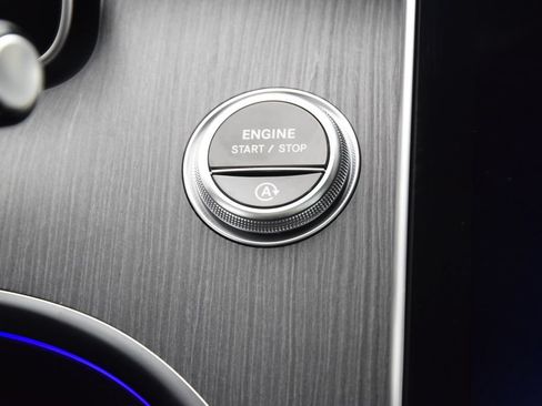 Used 2024 Mercedes-Benz CLE 450 4MATIC Coupe image 31