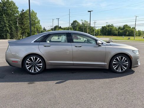 Used 2018 Lincoln MKZ Reserve w/ Climate Package FWD image 4