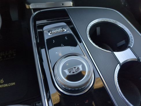 Certified 2024 Cadillac Lyriq Luxury image 25