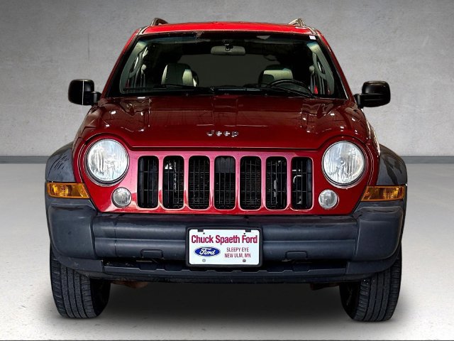 Used 2007 Jeep Liberty Sport AWD/4WD image 3