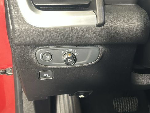 Used 2019 GMC Terrain SLE w/ Driver Convenience Package FWD image 23