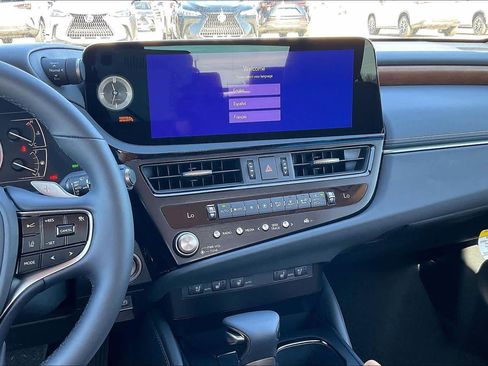 New 2025 Lexus ES 350 w/ Premium Package image 9