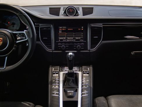 Used 2015 Porsche Macan S AWD/4WD image 32