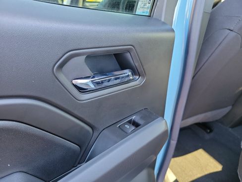Used 2026 Chevrolet Colorado LT RWD image 13