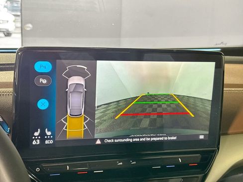 Certified 2023 Volkswagen ID.4 Pro image 17