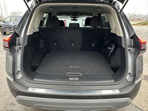 Certified 2023 Nissan Rogue SV image 16