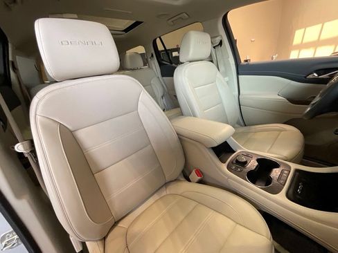 Used 2020 GMC Acadia Denali w/ Denali Ultimate Package AWD/4WD image 21