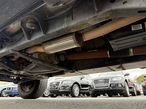 Used 2016 Jeep Wrangler Unlimited Rubicon image 26