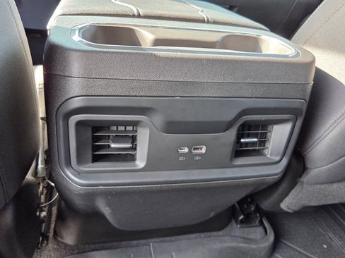 Used 2023 Chevrolet Silverado 1500 RST w/ Rally Edition AWD/4WD image 7