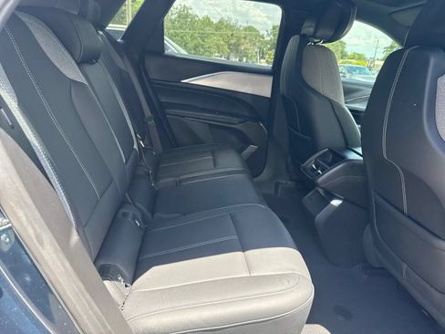 Used 2024 Cadillac Lyriq Tech RWD image 15
