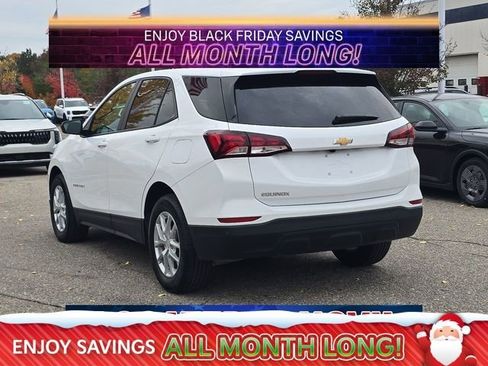 Used 2024 Chevrolet Equinox LS w/ LS Convenience Package image 3
