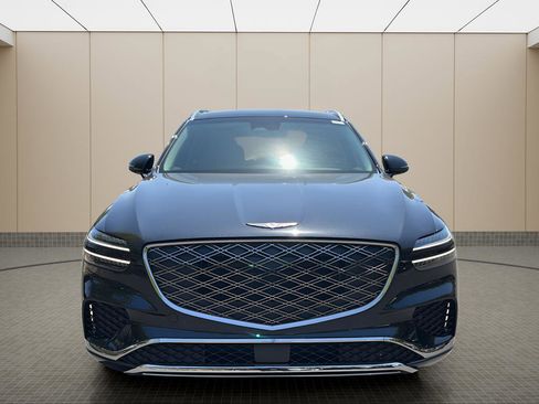Certified 2026 Genesis GV70 2.5T AWD/4WD image 8