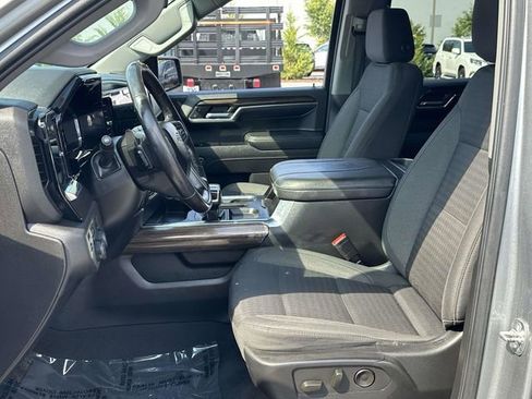 Used 2023 Chevrolet Silverado 1500 RST AWD/4WD image 18
