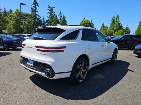 Used 2025 Genesis GV70 3.5T Sport w/ Sport Advanced Package image 7