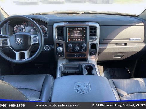 Used 2016 RAM 1500 Laramie w/ Convenience Group AWD/4WD image 16