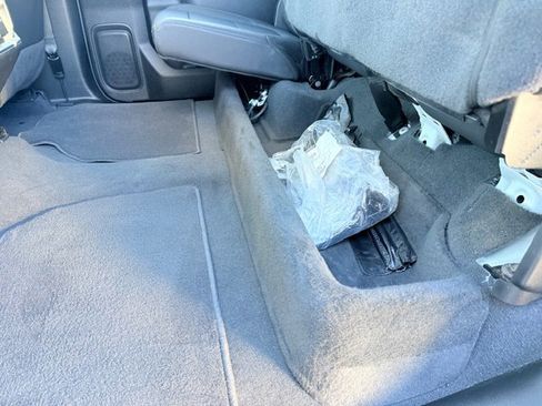 Used 2023 GMC Sierra 2500 SLT w/ SLT Premium Package image 17