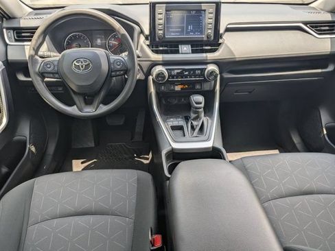 Used 2019 Toyota RAV4 XLE w/ Convenience Package FWD image 19