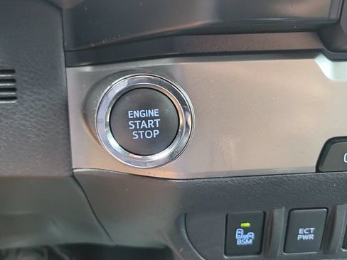 Certified 2022 Toyota Tacoma Limited RWD image 35
