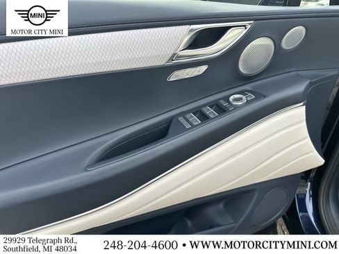 Used 2025 Genesis GV80 3.5T Prestige AWD/4WD image 18