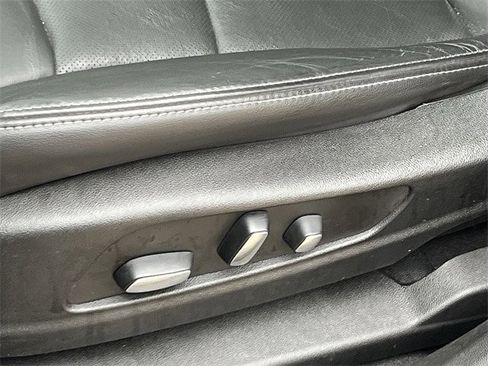 Used 2023 Cadillac XT6 Premium Luxury w/ Technology Package image 26