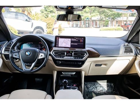 Used 2022 BMW X4 xDrive30i w/ Convenience Package AWD/4WD image 12