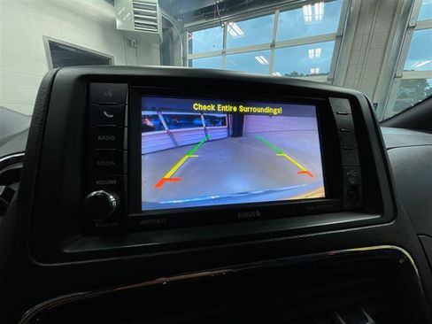 Used 2018 Dodge Grand Caravan GT FWD image 18