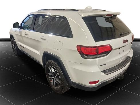 Used 2020 Jeep Cherokee Trailhawk w/ Cold Weather Group image 2