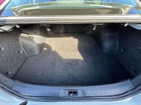 Used 2025 Nissan Altima 2.5 SV image 31