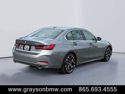 Used 2025 BMW 330i Sedan image 6