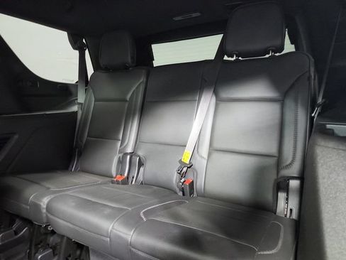 Used 2021 GMC Yukon Denali w/ LPO, Illumination Package RWD image 12