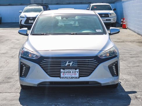Used 2019 Hyundai Ioniq SEL image 2