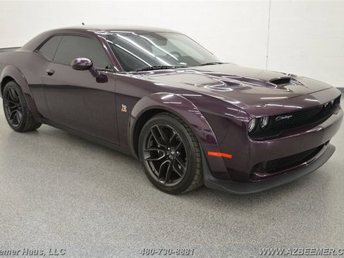 Used 2022 Dodge Challenger R/T Scat Pack RWD image 8