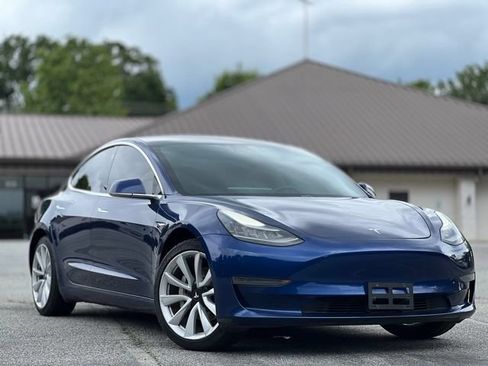Used 2019 Tesla Model 3 Standard Range Plus RWD image 3