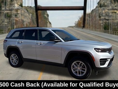 New 2026 Jeep Grand Cherokee Laredo RWD image 14