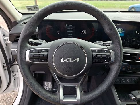 Certified 2025 Kia K5 LXS image 17