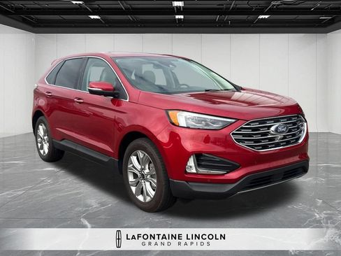 Used 2023 Ford Edge Titanium w/ Equipment Group 301A AWD/4WD image 7