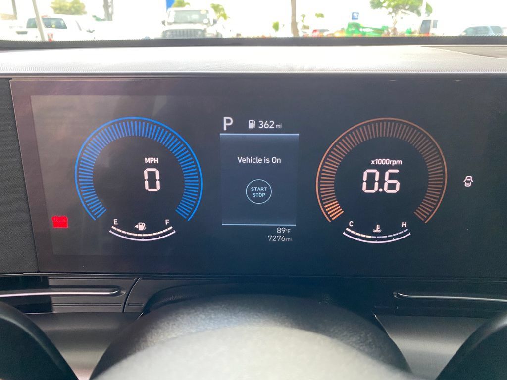 Used 2025 Hyundai Kona SEL FWD image 15
