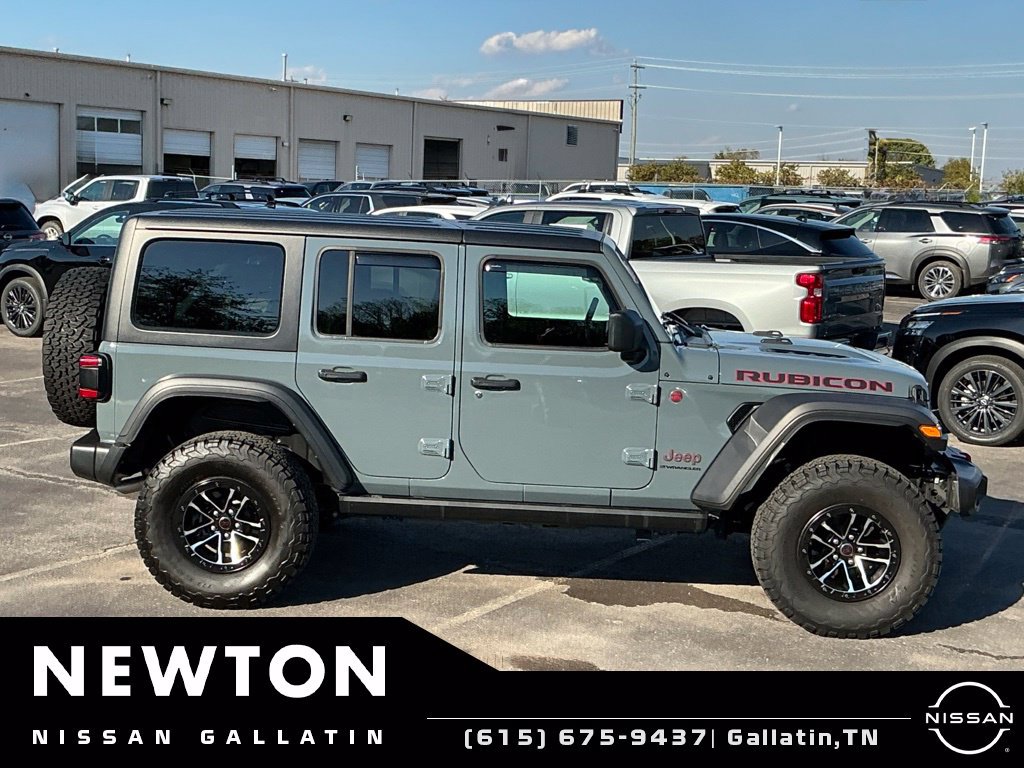 Used 2024 Jeep Wrangler Unlimited Rubicon AWD/4WD image 4