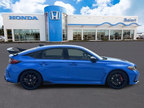 Used 2024 Honda Civic Type R image 6