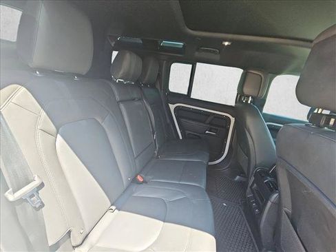 Used 2025 Land Rover Defender 110 S AWD/4WD image 18