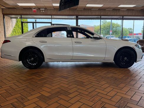 Used 2022 Mercedes-Benz S 580 4MATIC Sedan image 6