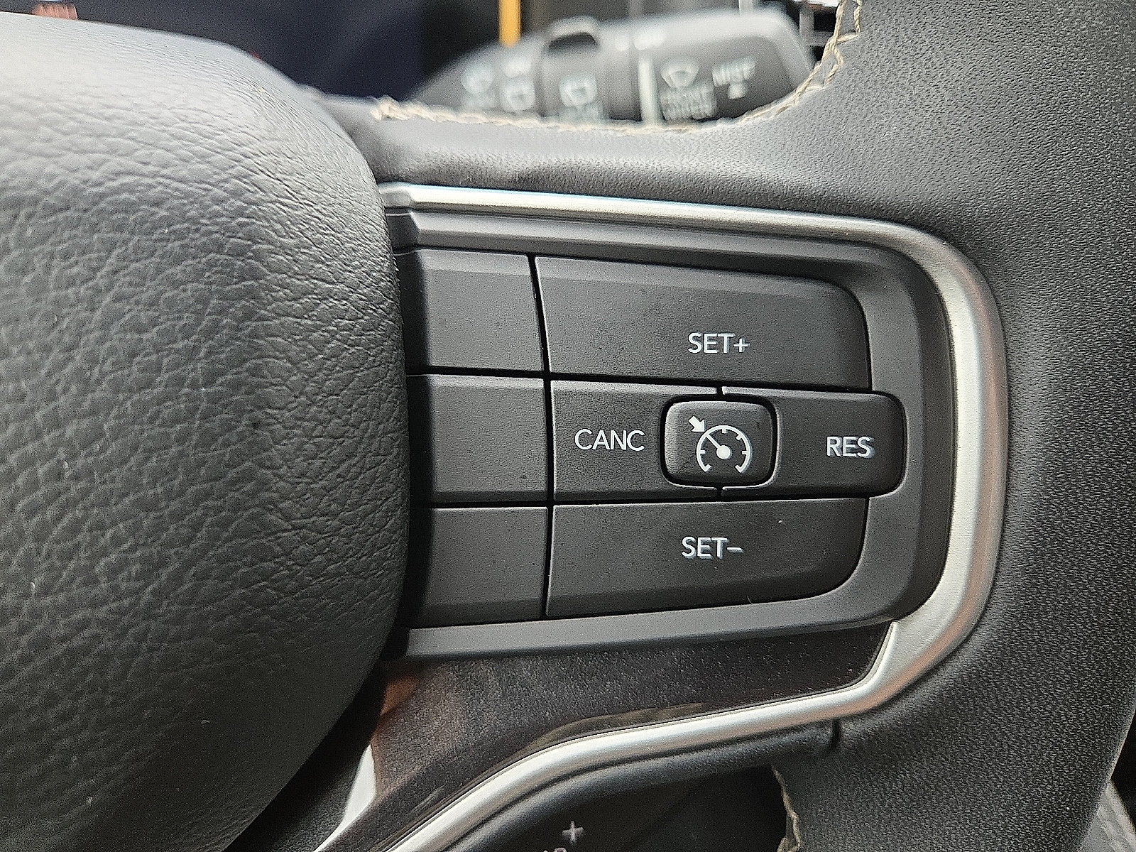 Used 2023 Jeep Wagoneer 4WD image 18