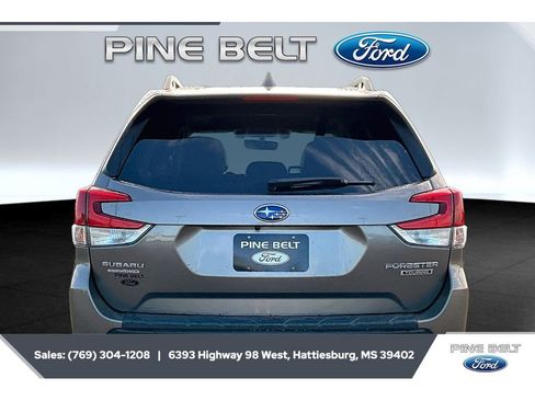 Used 2020 Subaru Forester Touring w/ Popular Package #2 AWD/4WD image 4