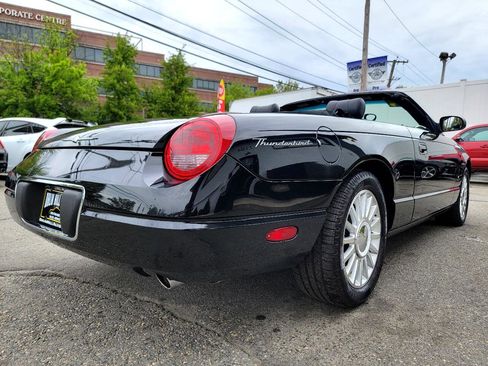Used 2004 Ford Thunderbird Deluxe image 9
