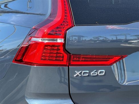 Certified 2023 Volvo XC60 B5 Plus w/ Climate Package image 26