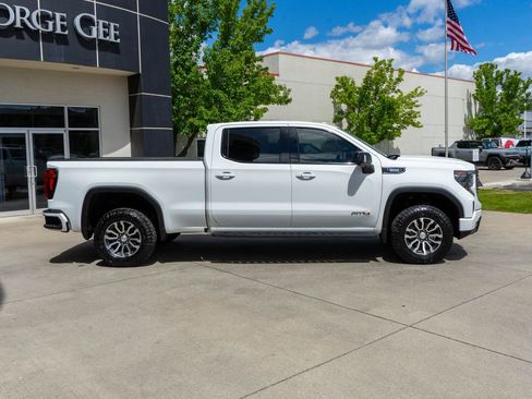 Certified 2023 GMC Sierra 1500 AT4 w/ AT4 Premium Package AWD/4WD image 8