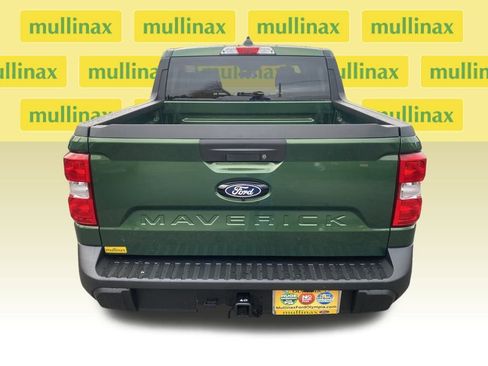 New 2025 Ford Maverick XL image 4