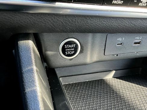 Used 2023 Nissan Rogue SV image 33